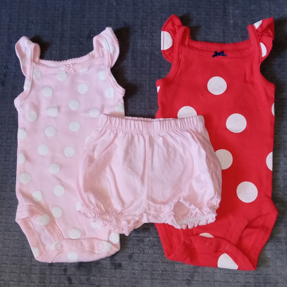 😍SALE!😍 Baby girls clothes NB